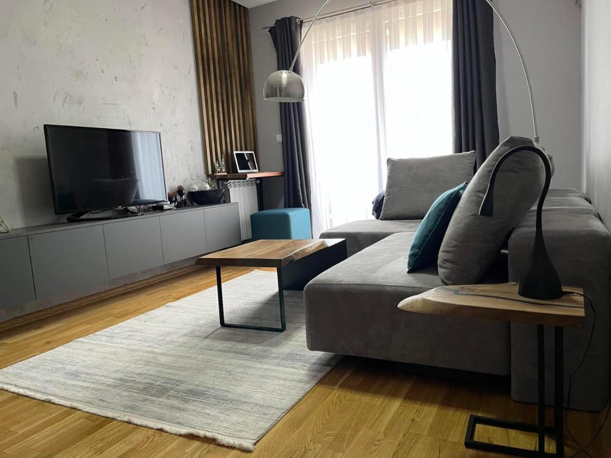 Porta Leks Apartment, Self Check-In, Own Parking Üsküp Dış mekan fotoğraf