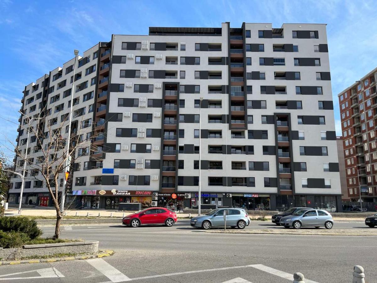 Porta Leks Apartment, Self Check-In, Own Parking Üsküp Dış mekan fotoğraf