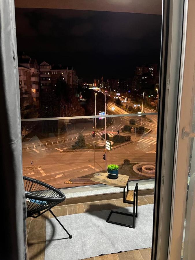Porta Leks Apartment, Self Check-In, Own Parking Üsküp Dış mekan fotoğraf