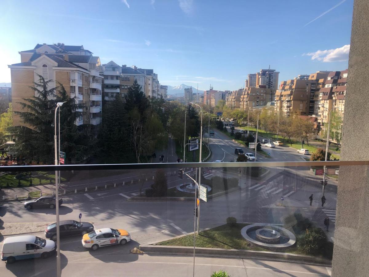 Porta Leks Apartment, Self Check-In, Own Parking Üsküp Dış mekan fotoğraf